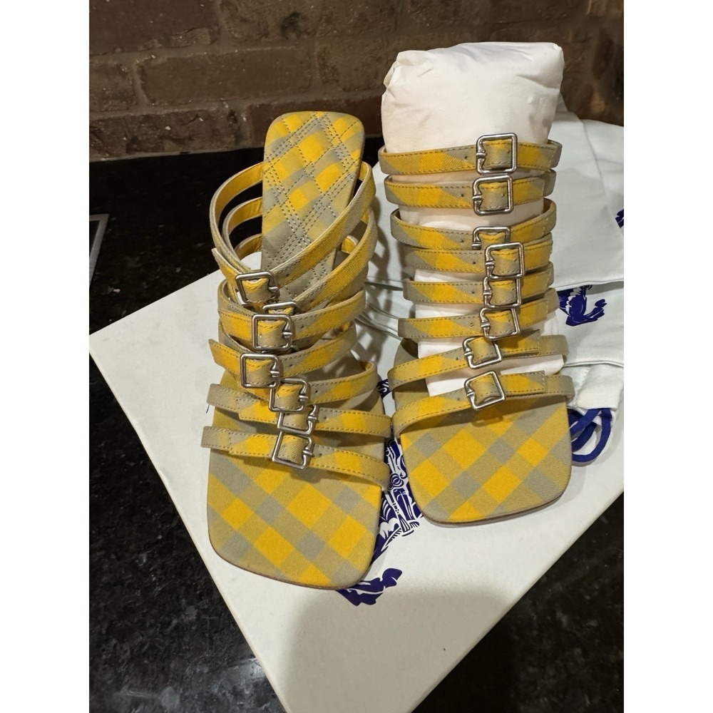 Authentic Burberry Women Yellow Beige CARMINE STRAP Check Stiletto Sandals - Picture 4 of 13